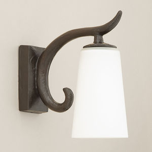 traditional wall light 1