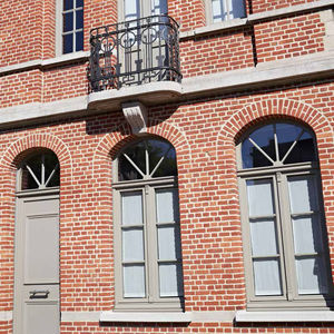 casement window