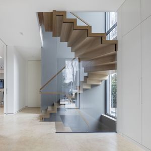 half-turn staircase