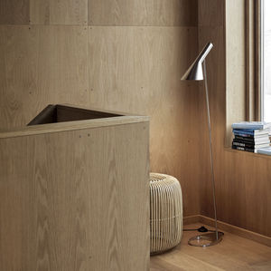 floor-standing lamp / contemporary / steel / handmade