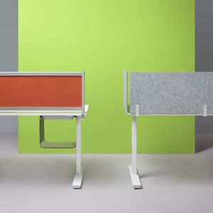 desk mounted acoustic panel