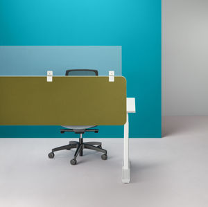 desk mounted office divider 1