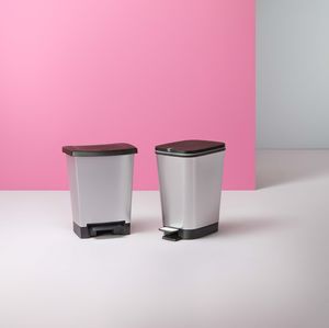public trash can