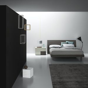 double bed / contemporary / with headboard / lacquered wood
