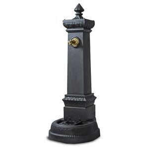 outdoor drinking fountain