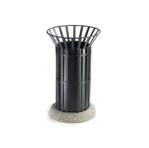 public trash can 1