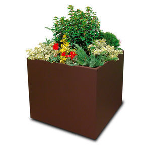 galvanised steel planter 1