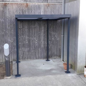 smoking cabin