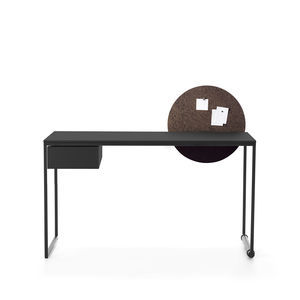 free-standing desk