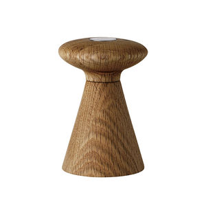 oak salt and pepper shaker / commercial