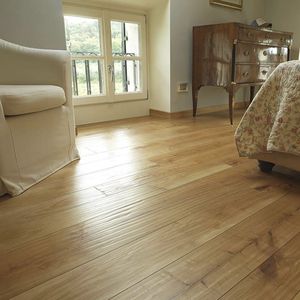 solid parquet floor