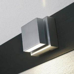 contemporary wall light