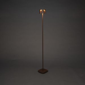 floor-standing lamp