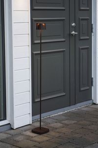 floor-standing lamp