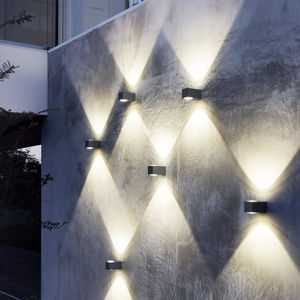 contemporary wall light 1