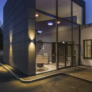 contemporary wall light
