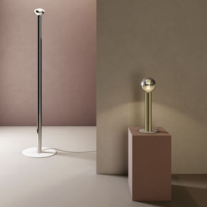 floor-standing lamp