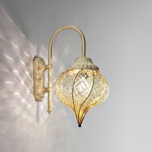 traditional wall light 1