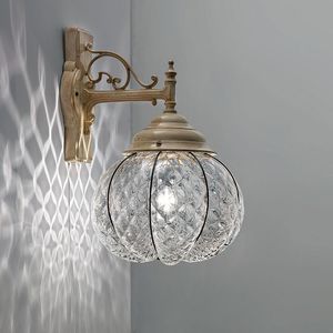 traditional wall light