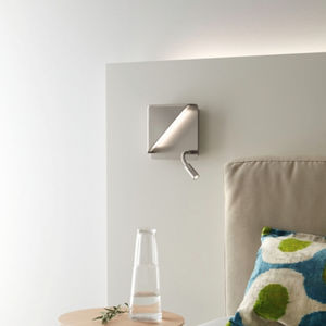 contemporary wall light