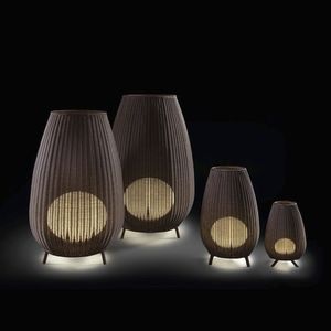floor lamp / contemporary / aluminum / polyethylene