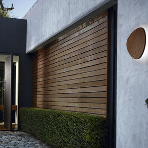 contemporary wall light