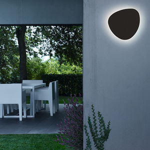 contemporary wall light