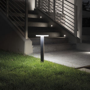 garden bollard light 1