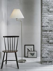 floor-standing lamp
