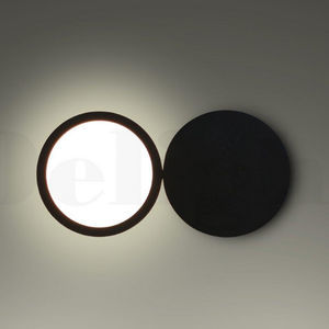 contemporary wall light