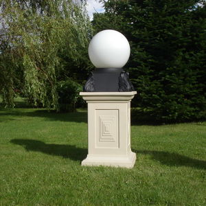 garden bollard light