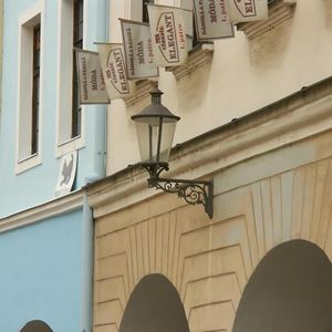 traditional wall light