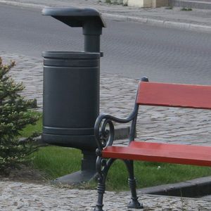 public trash can