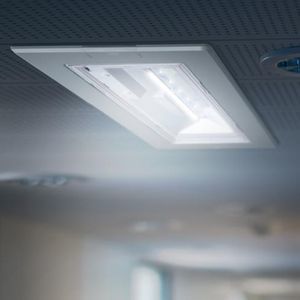 surface mounted emergency light 1