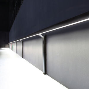 surface-mounted light fixture