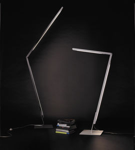floor-standing lamp