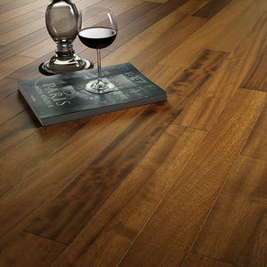 solid parquet floor / glued / varnished / matte finish