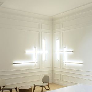 wall-mounted cornice