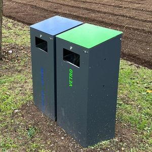 public trash can 1
