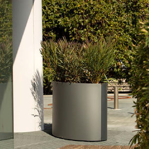 COR-TEN® steel planter