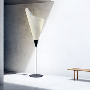 floor-standing lamp