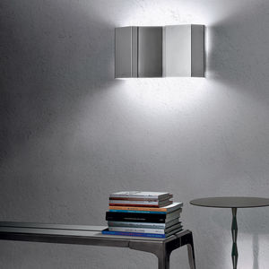 contemporary wall light