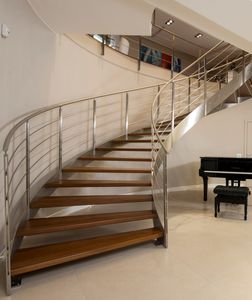 quarter-turn staircase