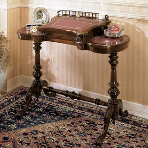 traditional desk 1