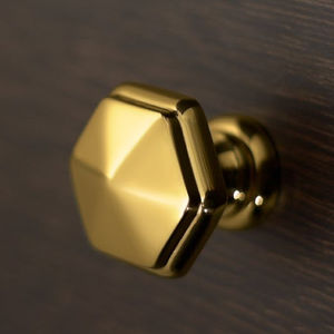 traditional furniture knob