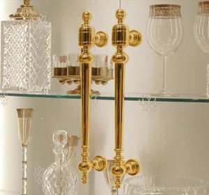 glass door pull handle 1