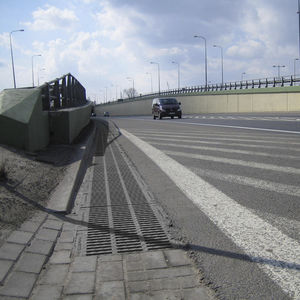 drainage channel with grating