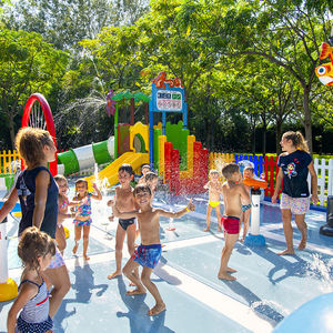 water park water play feature