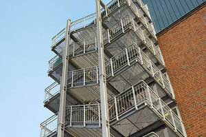 half-turn fire escape staircase