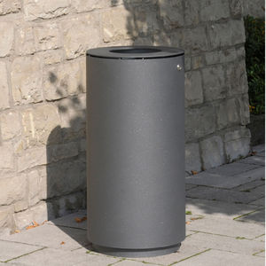 public trash can